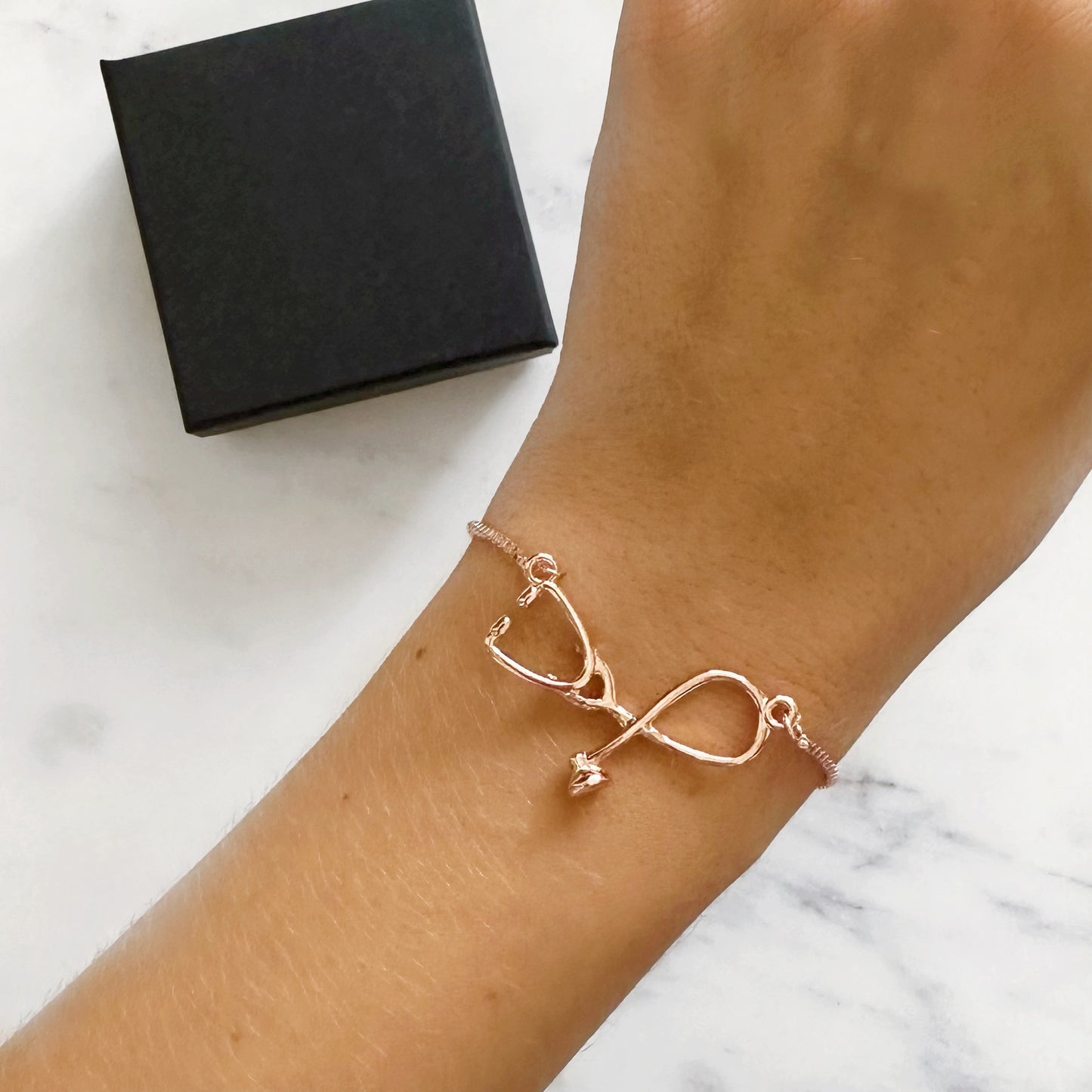 Stethoscope Bracelet, Graduation Gift for Nurses, Doctors, NPs, PAs, Respiratory Therapists, Medical Jewelry for Healthcare Professionals