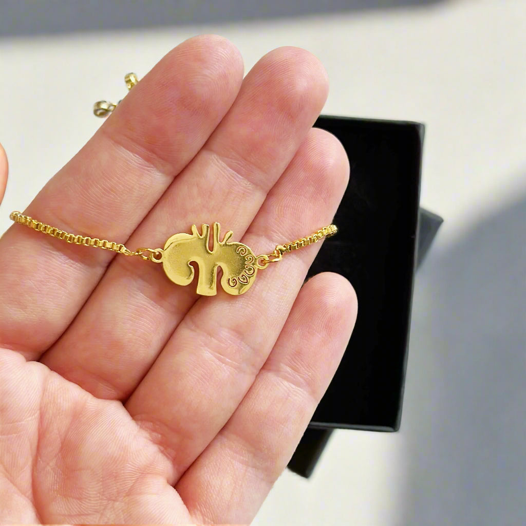 Gold Kidney Bracelet, Urology and Nephrology Gift, Nephrologist Jewelry, Urologist Bracelet, Kidney Transplant Gift for Doctors, Nurses, and PAs