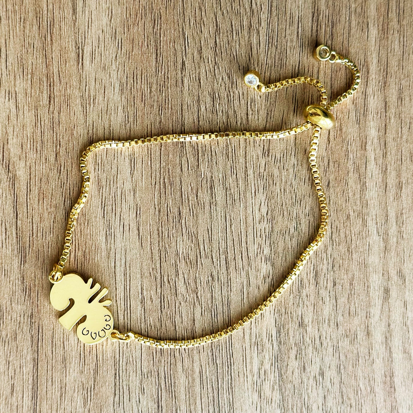 Gold Kidney Bracelet, Urology and Nephrology Gift, Nephrologist Jewelry, Urologist Bracelet, Kidney Transplant Gift for Doctors, Nurses, and PAs