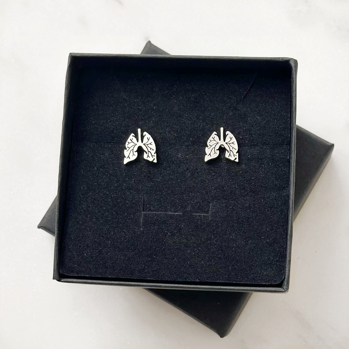 Lung stud Earrings, great gift for Nurses, Pulmonologists, Respiratory Therapists and other healthcare workers.